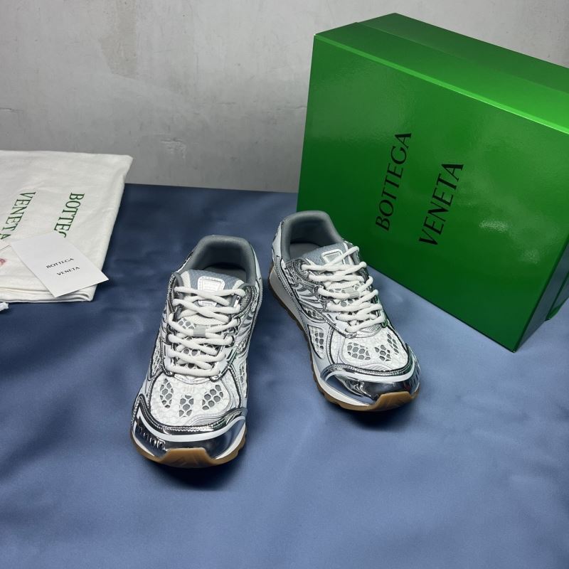 bo*te*ga Ve*ne*ta sneakers
